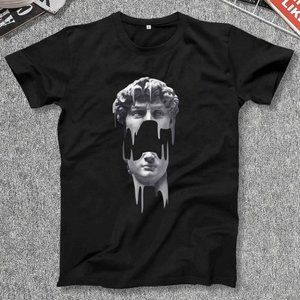 Casual Black Men's Figure Graphic Tee